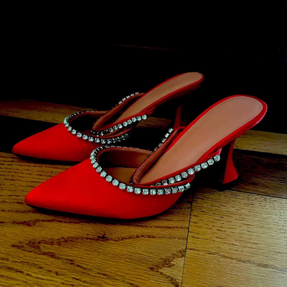 VETASTE Women’s Crystal Satin Heeled Red Mules